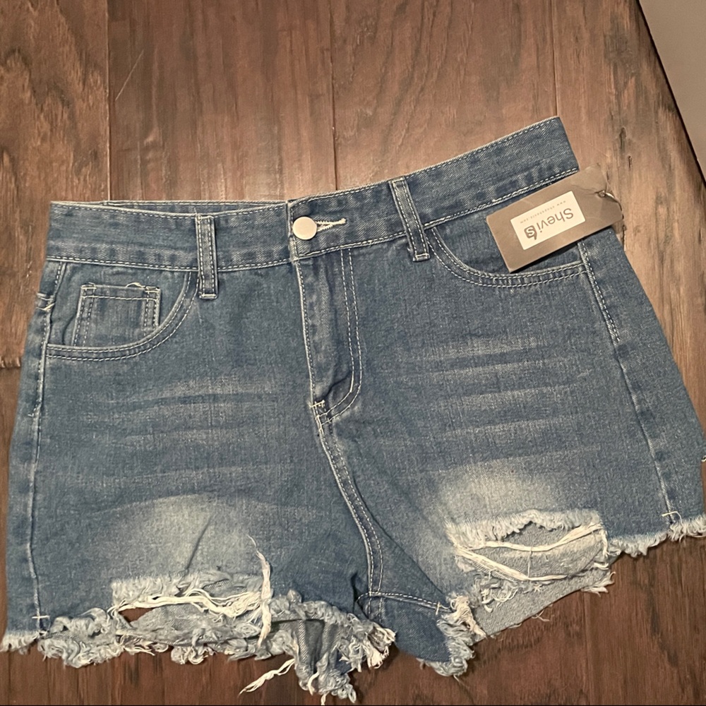 SHEVISNOVA Blue Distressed Jean Shorts!💙